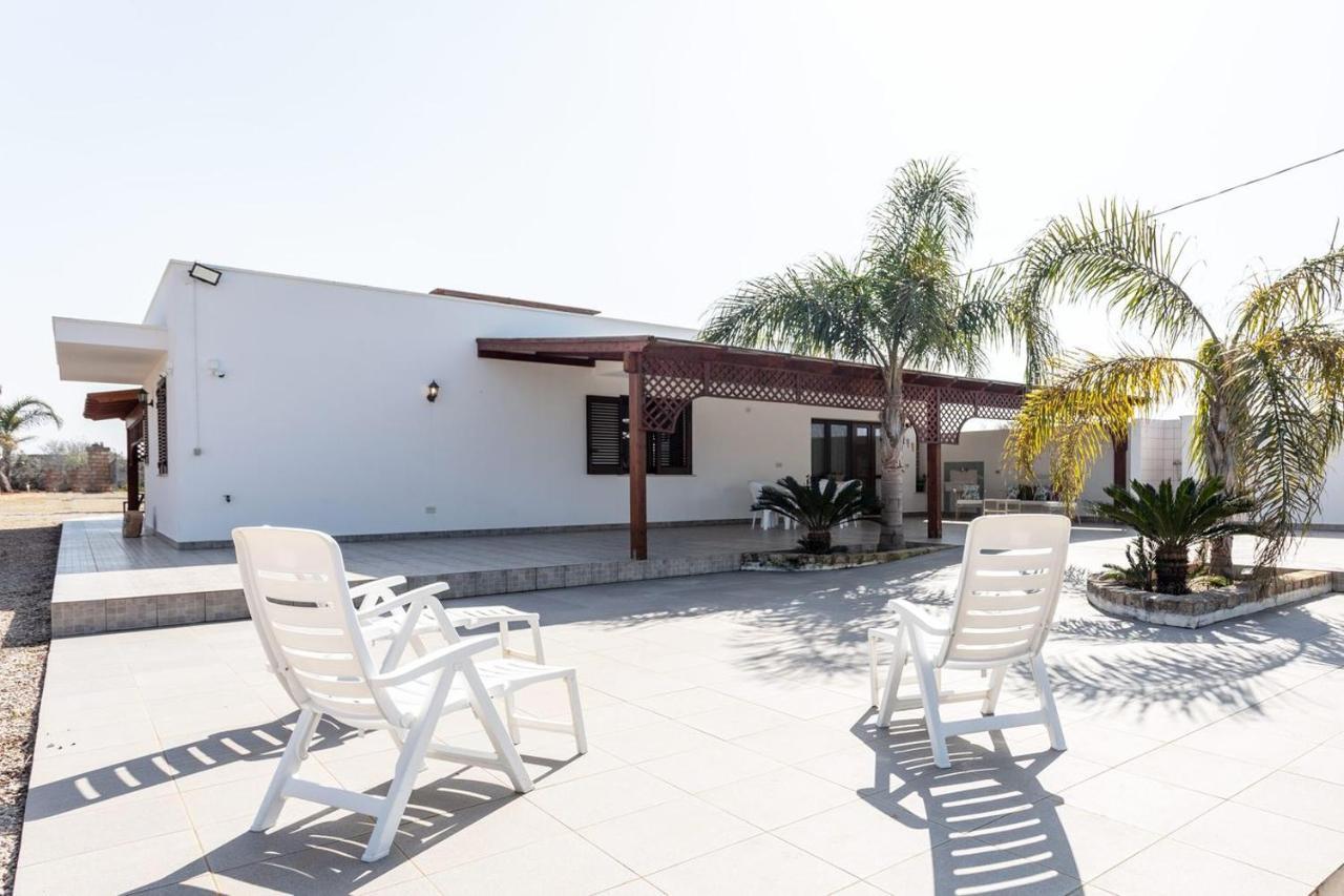 Villa Stracca Con Ampio Spazio Esterno Capilungo ภายนอก รูปภาพ