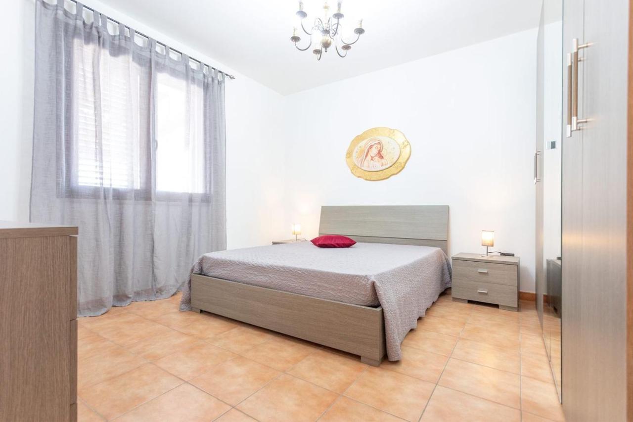 Villa Stracca Con Ampio Spazio Esterno Capilungo ภายนอก รูปภาพ
