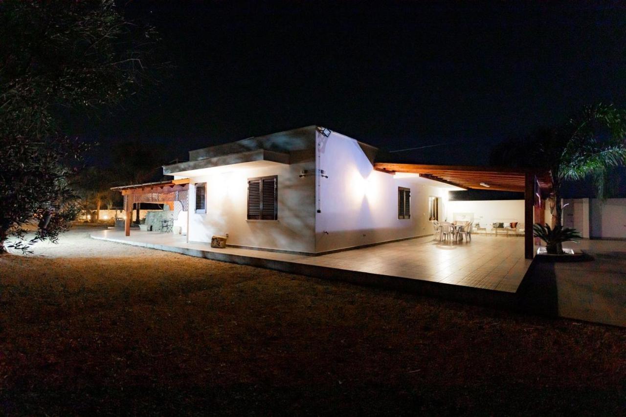 Villa Stracca Con Ampio Spazio Esterno Capilungo ภายนอก รูปภาพ