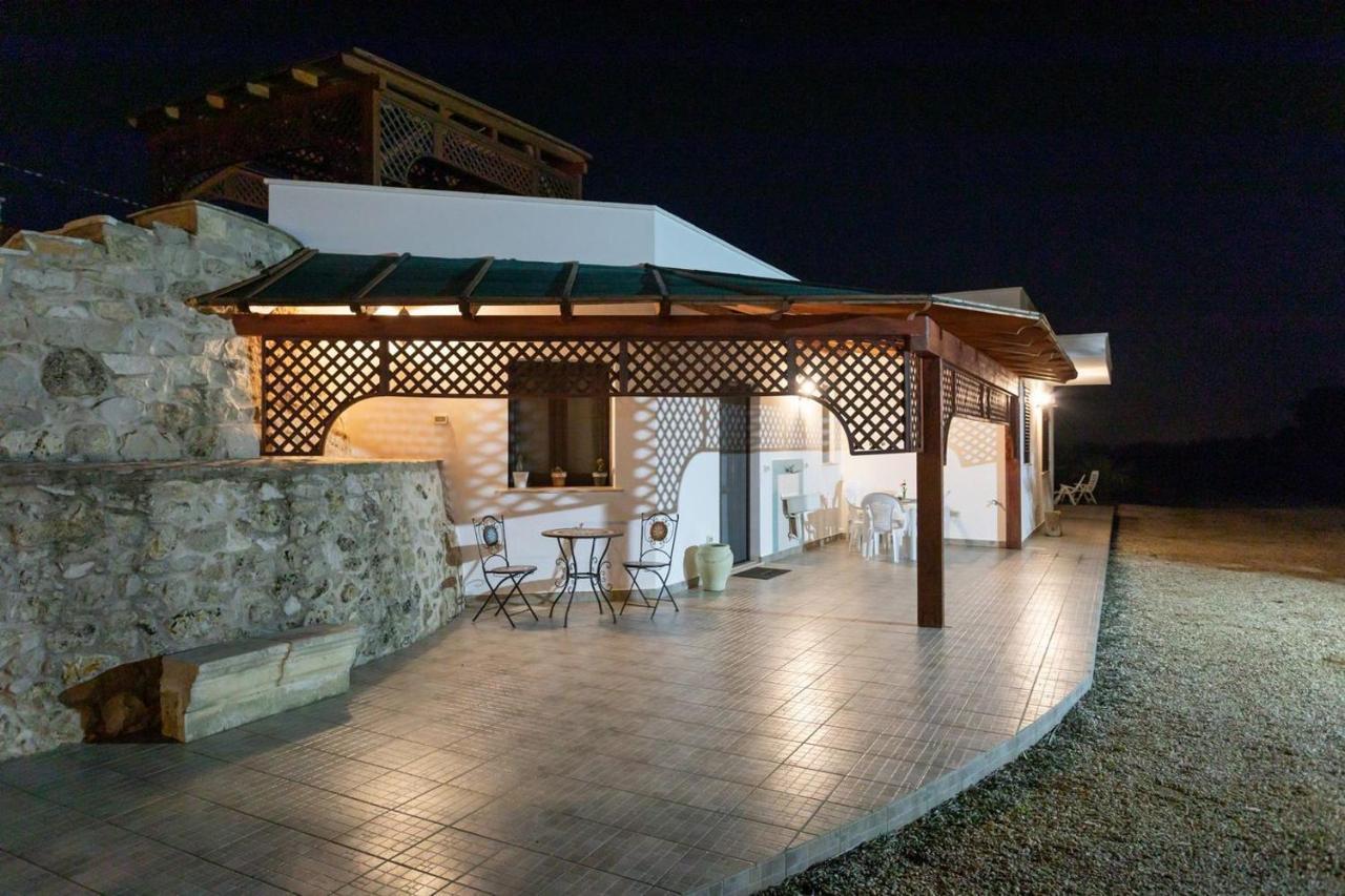Villa Stracca Con Ampio Spazio Esterno Capilungo ภายนอก รูปภาพ