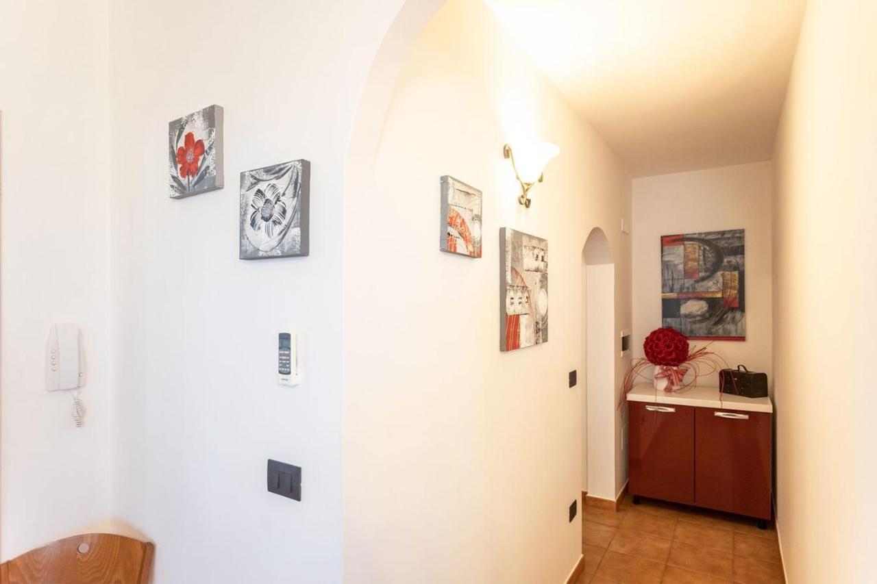 Villa Stracca Con Ampio Spazio Esterno Capilungo ภายนอก รูปภาพ