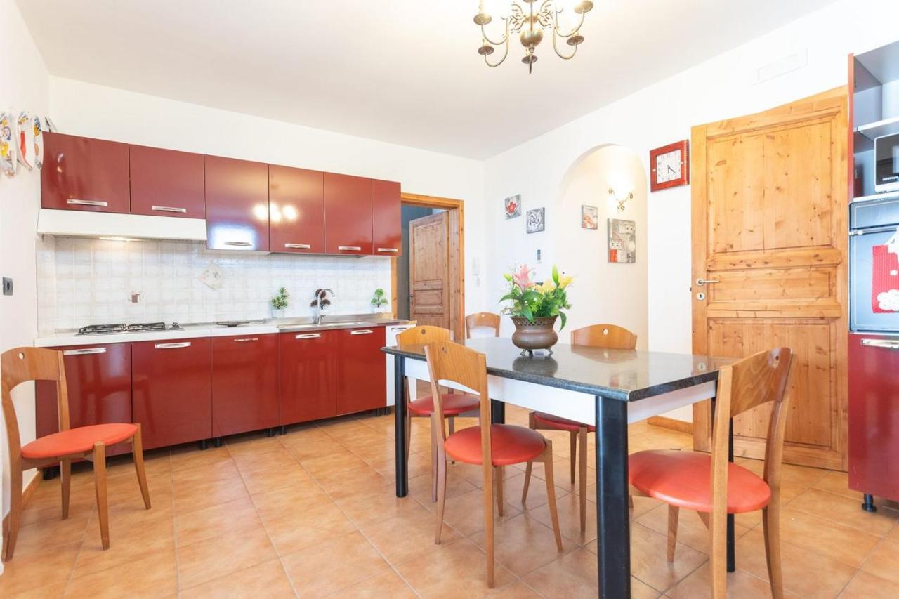 Villa Stracca Con Ampio Spazio Esterno Capilungo ภายนอก รูปภาพ